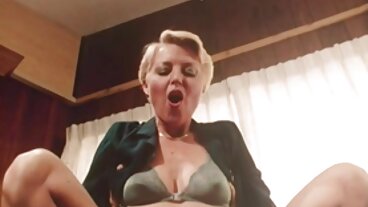 Lena Paul är tillbaka på sexiga mogna kvinnor Black!