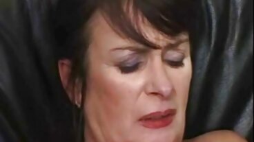 BRAZZERS Slutty Tiffany Squirts porr mogen kvinna Gäster på Potluck Party