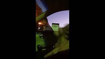 Stepma behöver hjälp porr med mogna damer med att tjäna Lesbian Boss